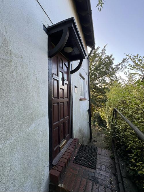 7A, Downs Court Road, Purley, Croydon, CR8