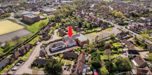 42 London Road, Hailsham, BN27