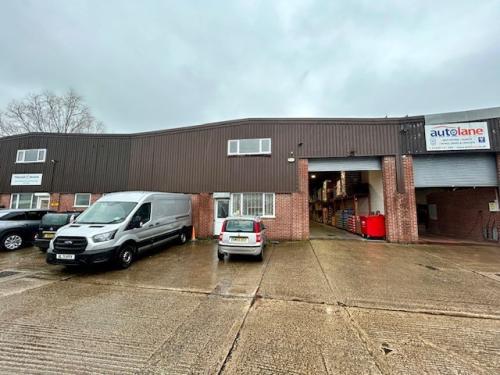 Unit 10, Fleming Road, Newbury, RG14