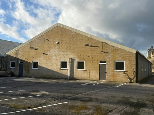 3 Warehouse Sherston, Sherston Mill, Brook Hill, Malmesbury, SN16