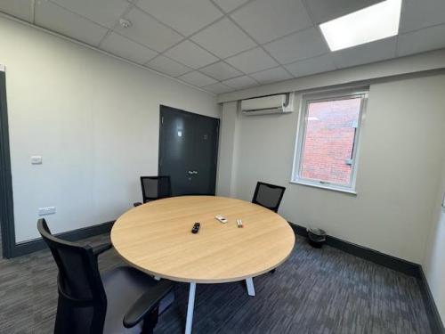 1 Newmans Row, Lincolns Inn Office Village, Lincoln Road, High Wycombe, HP12