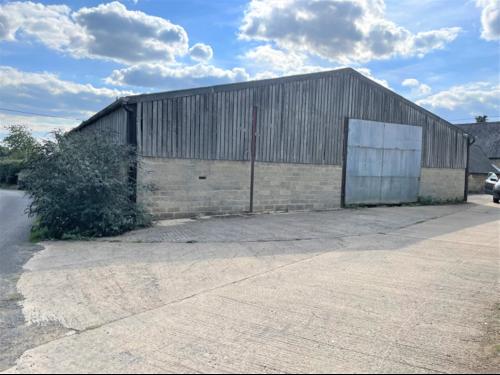 Roadside Barn, Chittoe Heath, Chippenham, SN15