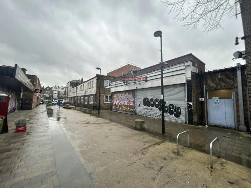11 Holbeach Road, Catford, London, SE6