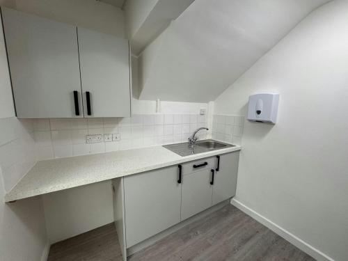 F2 & F3 Fareham Heights, Standard Way, Fareham, PO16