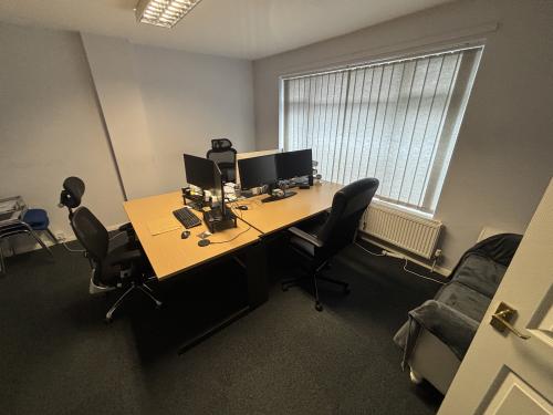 Unit 5, Metro Centre, St John's Road, Isleworth, TW7
