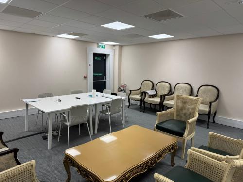 Unit 1, Orbital Centre, Southend Road, Woodford Green, IG8