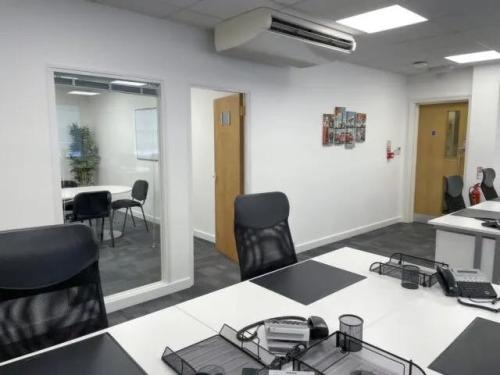 2 Bath Place, Shoreditch, London, EC1V