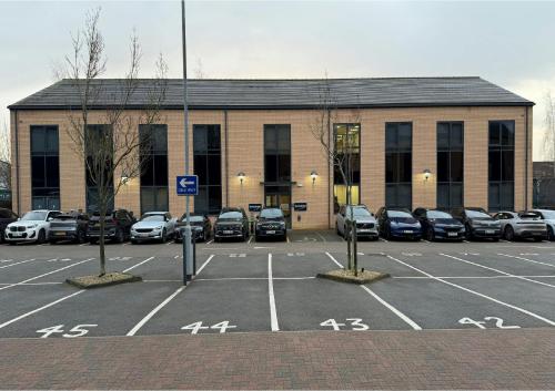 7, Calico Business Park, Sandy Way, Tamworth, B77