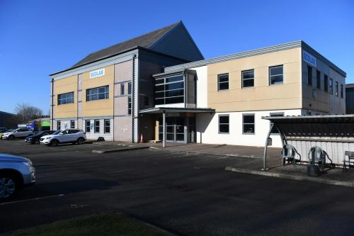 Unit 4, Rhodes Business Park, Manchester Old Road, Manchester, M24