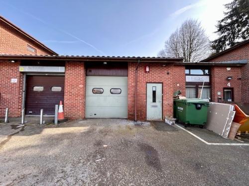 Unit 3 Worlds End, Langley Business Court, Beedon, Newbury, RG20