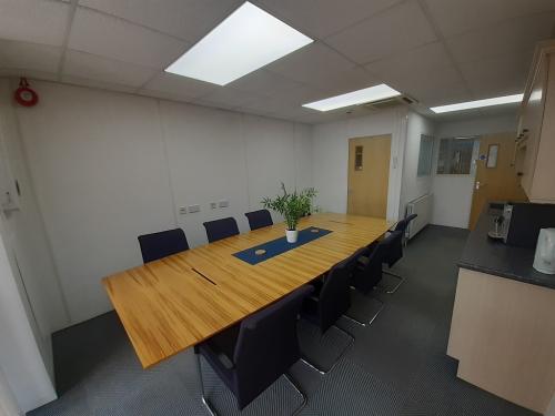 Unit 2 Sun, Valley Business Park, Winnall Close, Winchester, SO23