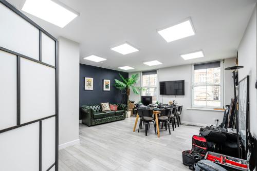 213 City Road, Old Street, London, EC1V