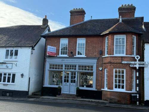 92 High Street, Great Missenden, HP16