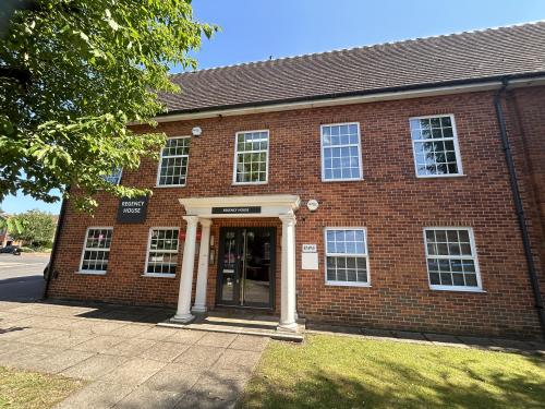 Regency House, Mere Park, Dedmere Road, Marlow, SL7