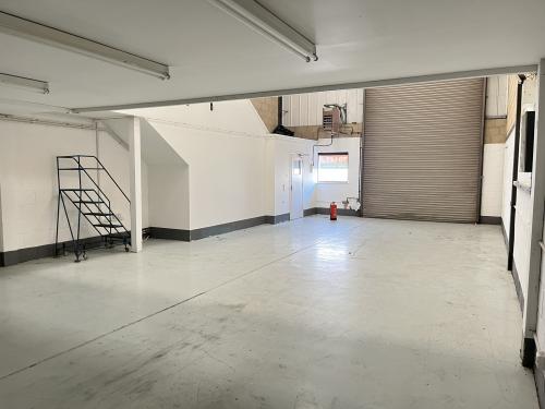 Unit 3 Highdown House, 11 Cecil Pashley Way, Shoreham Airport, Shoreham, BN43