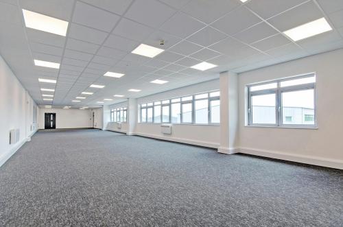 Unit 1, Slough Interchange Industrial Estate, Slough, SL2