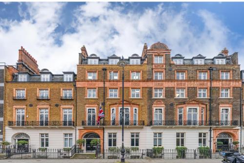48-49 Russell Square, Bloomsbury, London, WC1B