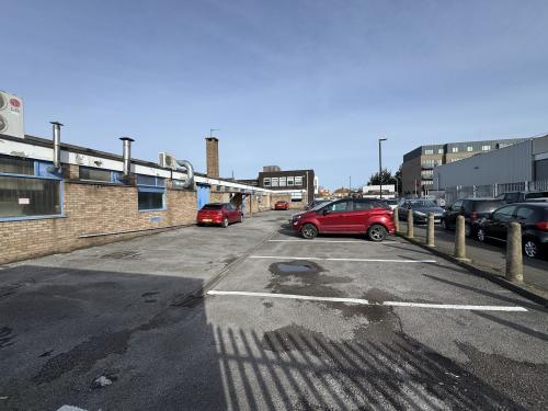 Retriever House, Petersfield Avenue, Slough, SL2