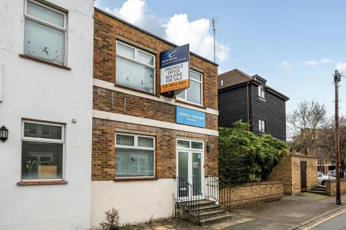 Bentinck House, Bentinck Road, West Drayton, UB7