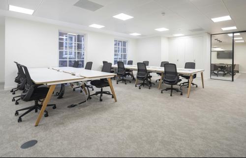 42 Trinity Square, City, London, EC3N