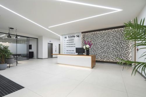 42 Trinity Square, City, London, EC3N
