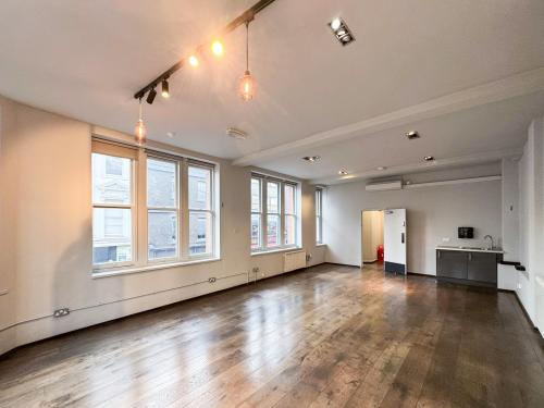 46 Dean Street, Soho, London, W1D