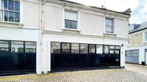 15-16 Pembroke Mews, Kensington, London, W8