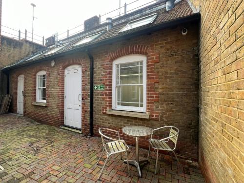 Pannell House, Park Street, Guildford, GU1