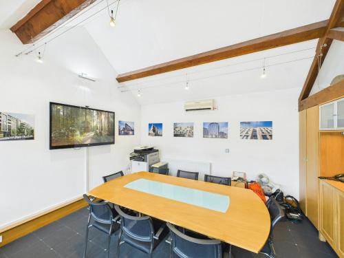 Unit 2 Drayton House Court, Drayton St. Leonard, Wallingford, OX10