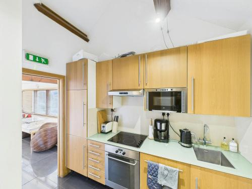 Unit 2 Drayton House Court, Drayton St. Leonard, Wallingford, OX10