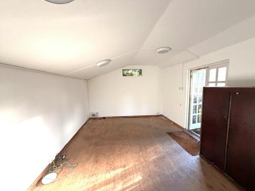 Unit 5 Burleys Corner, Moorhurst Lane, South Holmwood, RH5