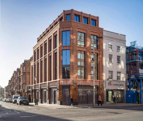 197 Kensington High Street, Kensington, London, W8