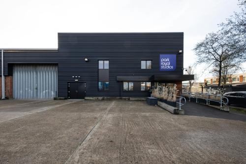 Park Royal Studios, 1 Barretts Green Road, Park Royal, London, NW10