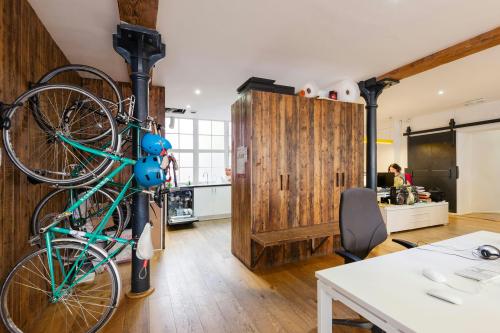Unit 4 Piano Works, 113-117 Farringdon Road, Farringdon, London, EC1R