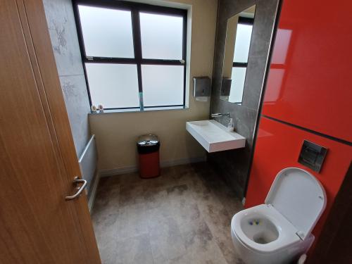 Peerglow Estate, 7 Queensway, Enfield, EN3