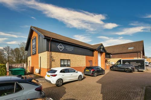 Unit 7, Murrell Green Business Park, London Road, Hook, RG27