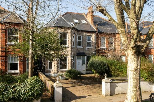147 Chevening Road, Kensal Rise, London, NW6