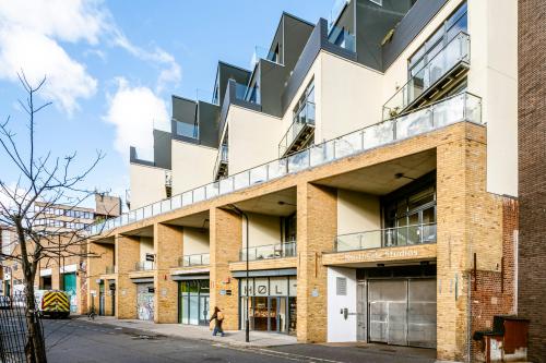 Unit 1.01 Northside Studios, 16-29 Andrews Road, Hackney, London, E8