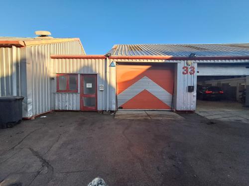Neville Court Industrial Estate, 31 Neville Road, Croydon, CR0