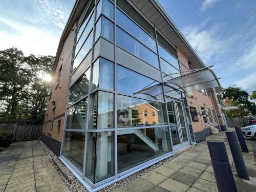 5 Victory Park, Solent Business Park, Solent Way, Whiteley, Fareham, PO15