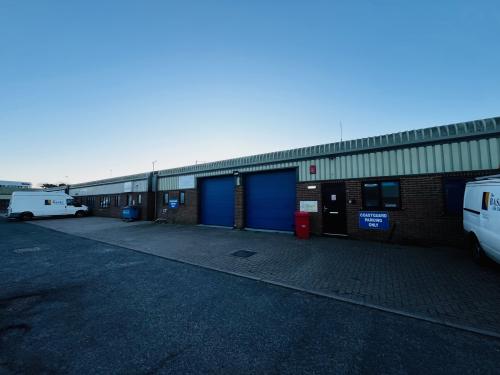 Units 27 31/33 & 35, Schneider Business Park, Schneider Close, Felixstowe, IP11