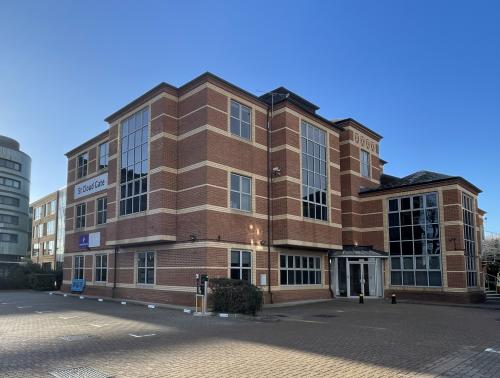 St Cloud Gate, St Cloud Way, Maidenhead, SL6
