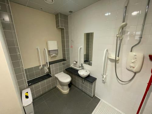 Unit 10 Diddenham Court, Lambwood Hill, Grazeley, Reading, RG7