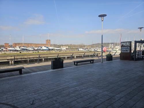 Unit 8D Pier 5, Dock Head Road, The Quays, Chatham, ME4
