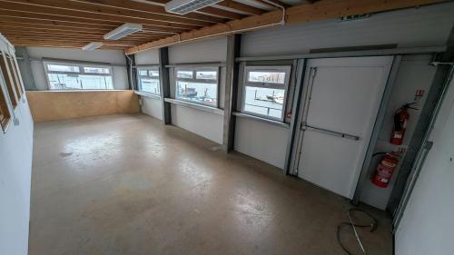 Workshop Unit, Merlin Quay Marina, Hazel Road, Woolston, Southampton, SO19