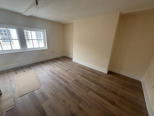 7-9 The Hundred, Romsey, SO51