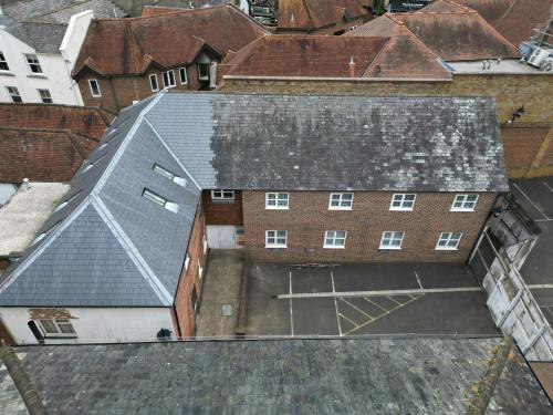 The Annexe, Piries Place, Horsham, RH12