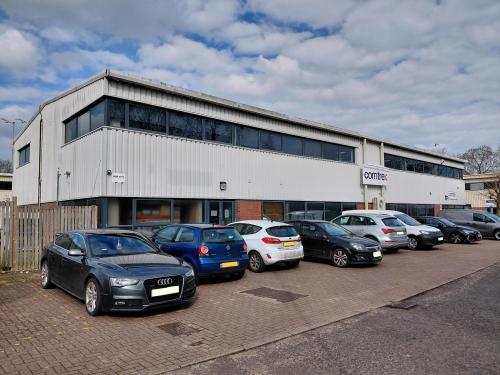 Units 1 & 2, Gatwick Metro Centre, Balcombe Road, Horley, RH6
