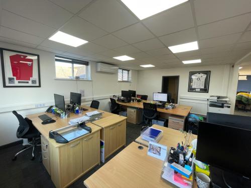 Avon House, 82 Wellington Street, Thame, OX9
