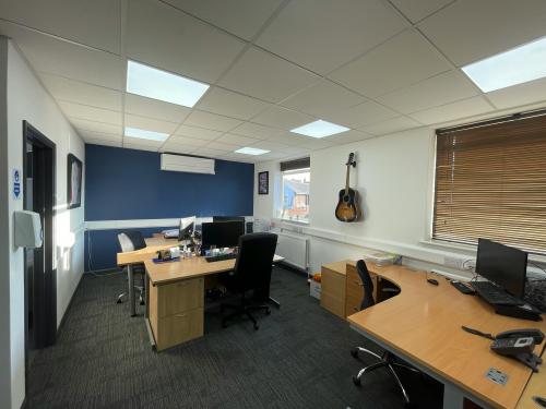 Avon House, 82 Wellington Street, Thame, OX9